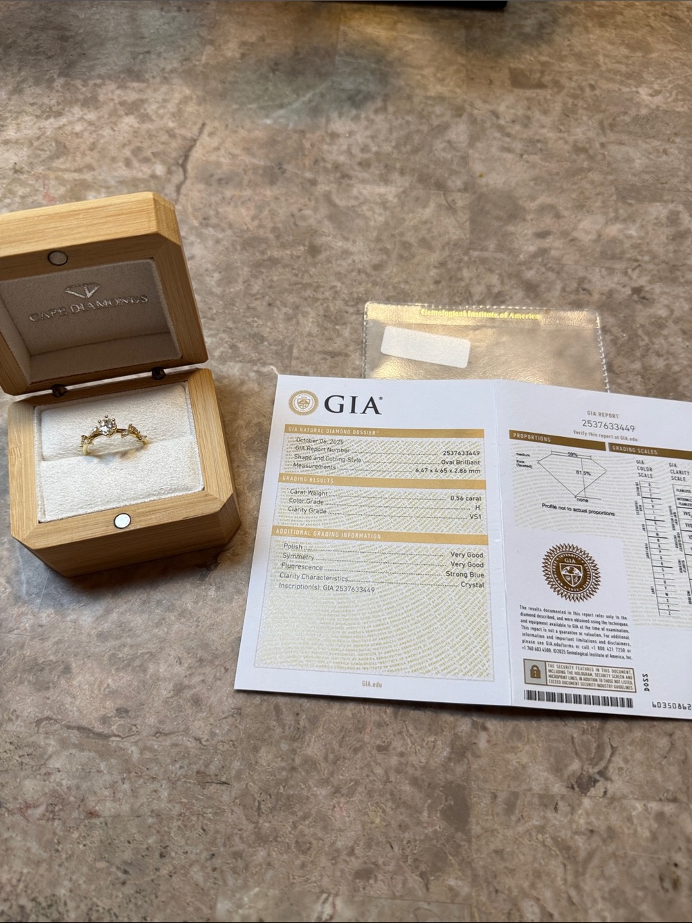 Classic Gold Diamond (7 diamonds) Engagement Ring - Yellow Gold Solitaire size 8
